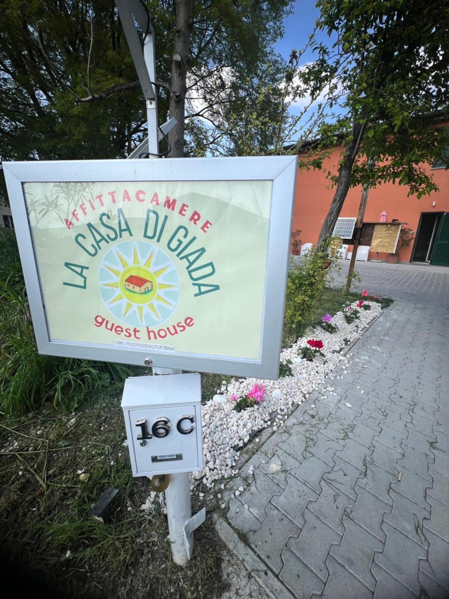 Guesthouse La Casa Di Giada Imola Exterior foto